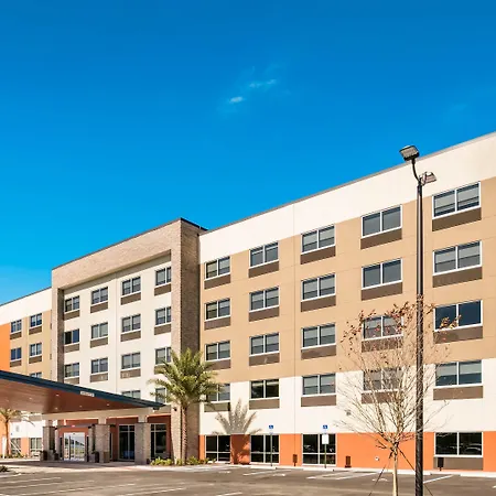 Holiday Inn Express & Suites Jacksonville - Town Center By Ihg